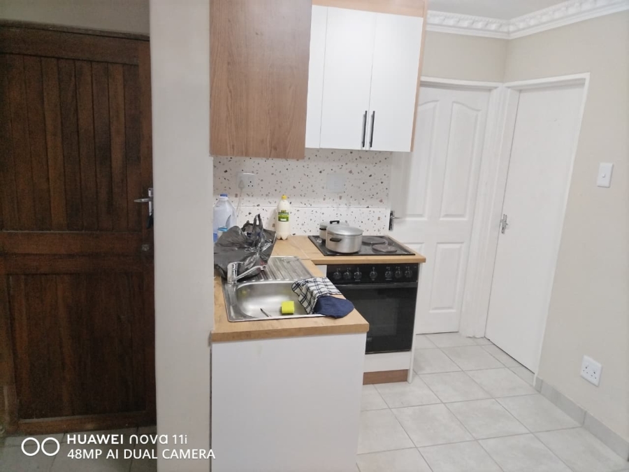 2 Bedroom Property for Sale in Scenery Park Eastern Cape